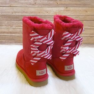 Ugg Bailey Bow Diagonal Stripes Poppy 